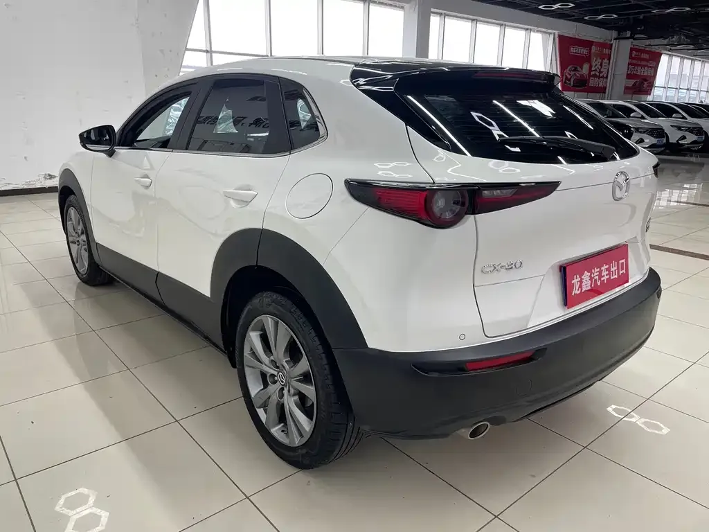 Mazda CX-30 — фото 4