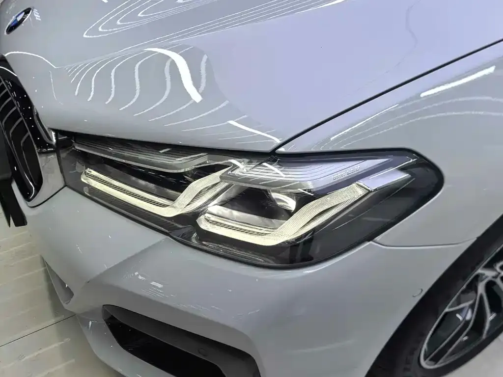 BMW 5 Series New Energy — фото 5