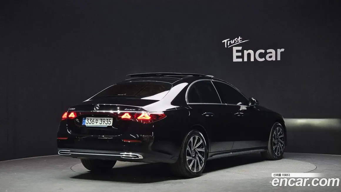 Mercedes-Benz E-Class 2024 из KR, фото 3