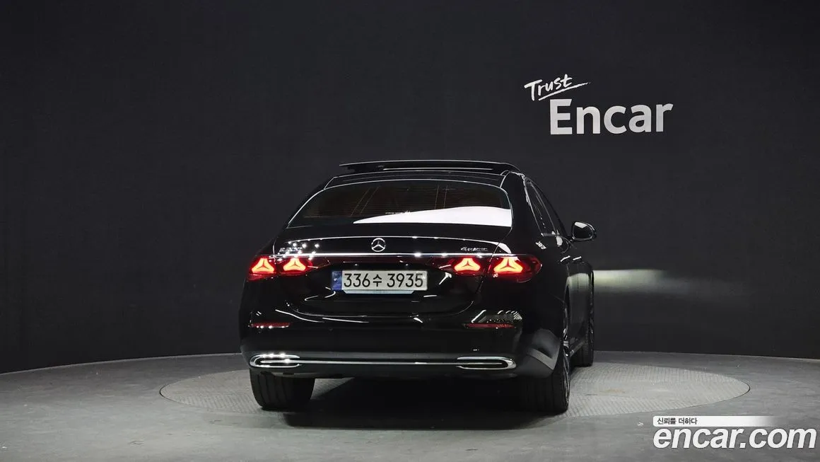 Mercedes-Benz E-Class 2024 из KR, фото 2