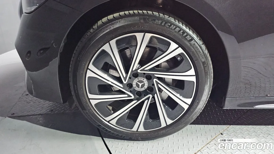 Mercedes-Benz E-Class 2024 из KR, фото 8