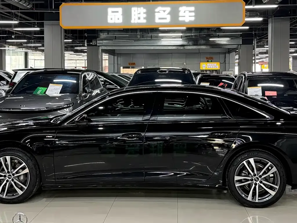 Audi A6L 2025 из CN, фото 9