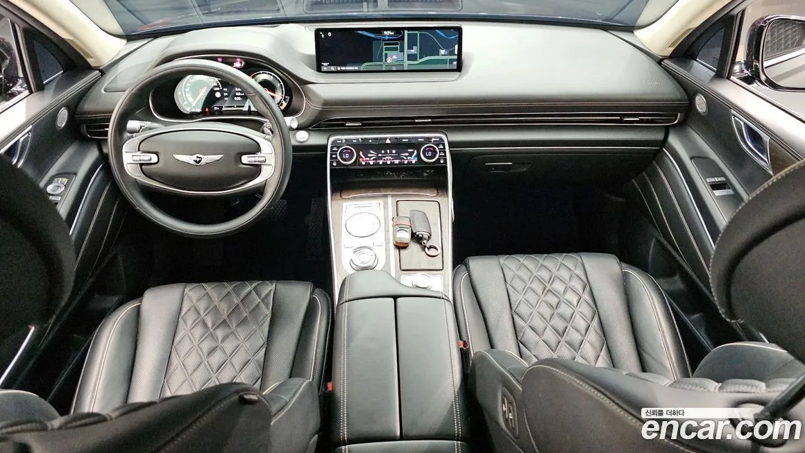 Genesis GV80 — фото 10