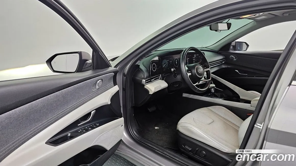 Hyundai AVANTE — фото 9