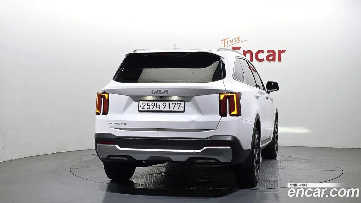 Kia Sorento — фото 3