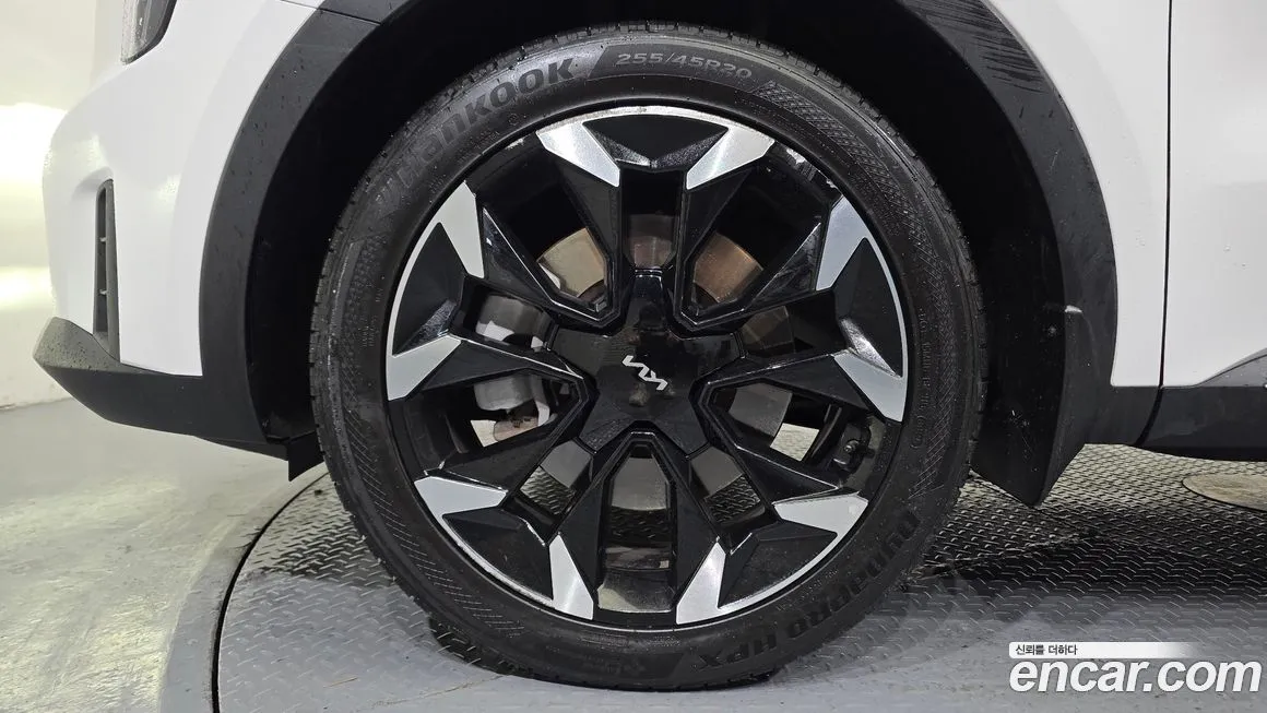 Kia Sorento — фото 8