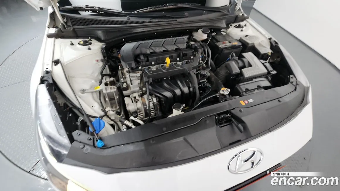 Hyundai AVANTE — фото 6