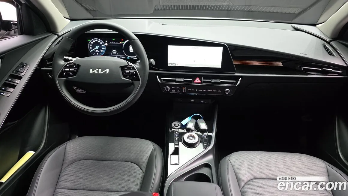 Kia Niro — фото 5