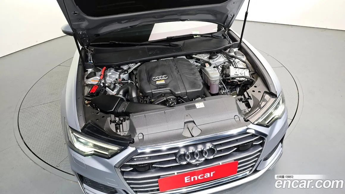 Audi A6 — фото 8