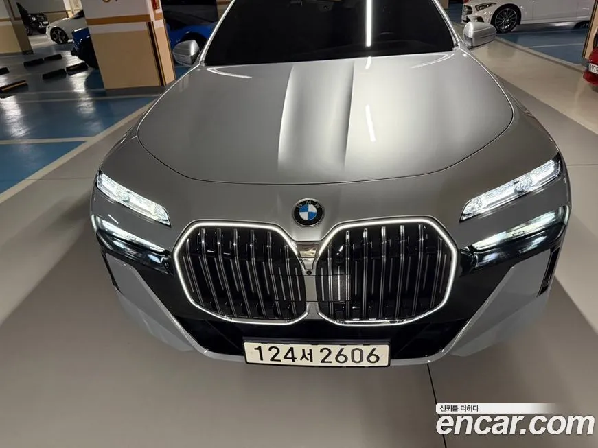 BMW 7-Series 2023 из KR, фото 5