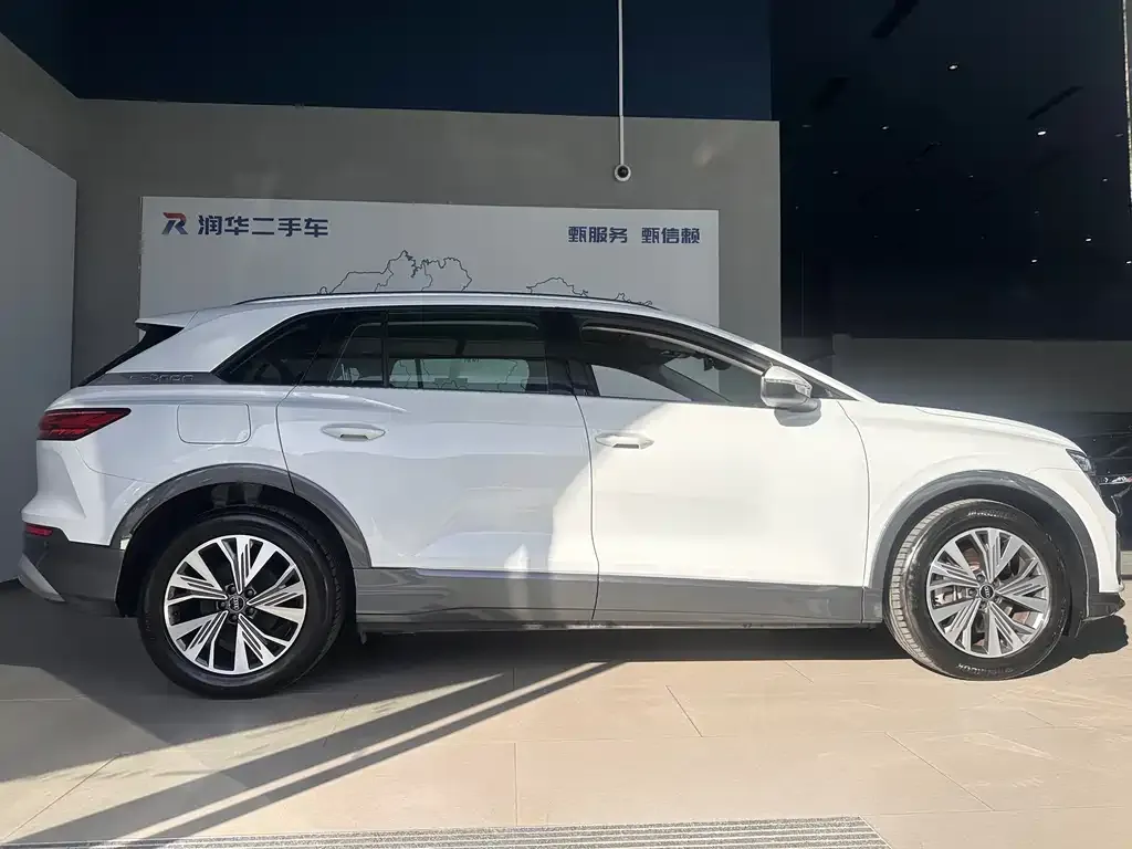 Audi Q5 e-tron 2025 из CN, фото 3