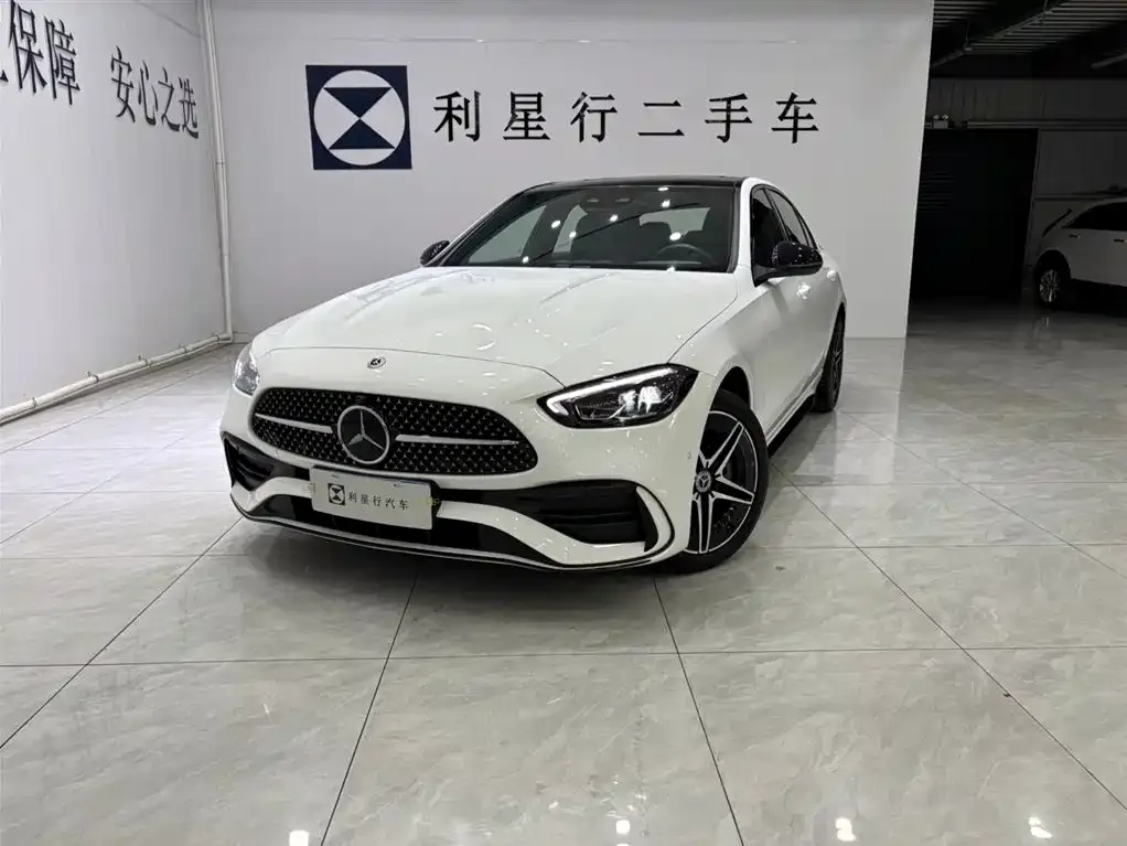 Mercedes-Benz C-Class — фото 1