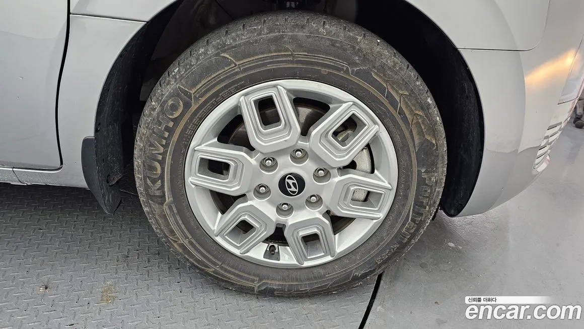 Hyundai Staria 2025 из KR, фото 8