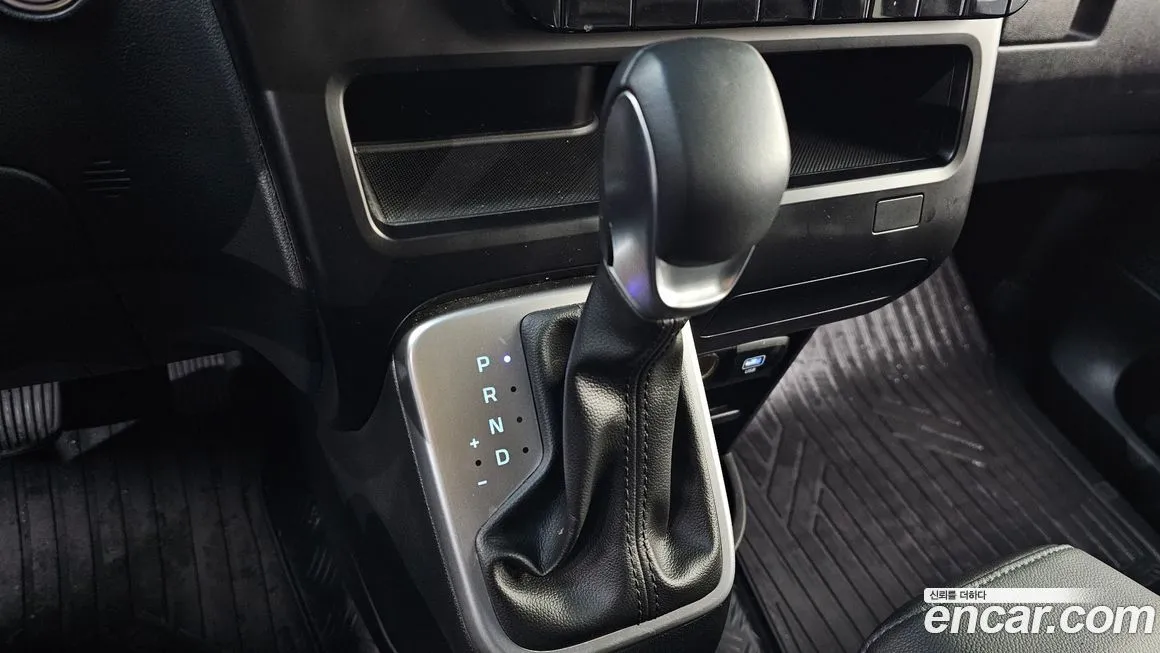 Hyundai Staria 2025 из KR, фото 6