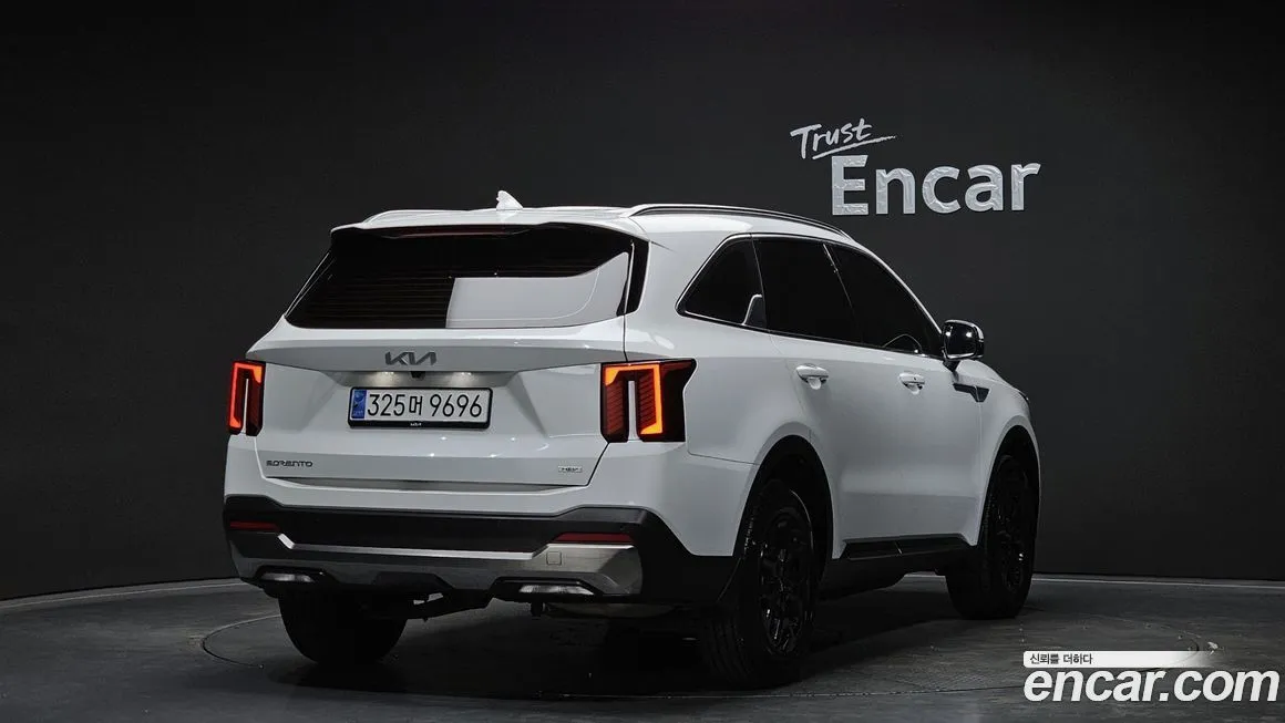 Kia Sorento — фото 4