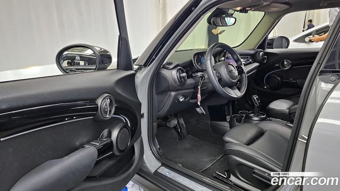 Mini Cooper 2022 из KR, фото 9