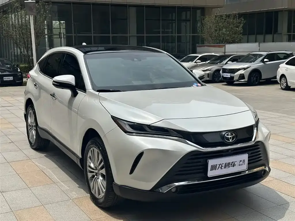 Toyota Harrier — фото 4