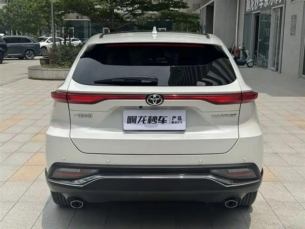 Toyota Harrier — фото 8