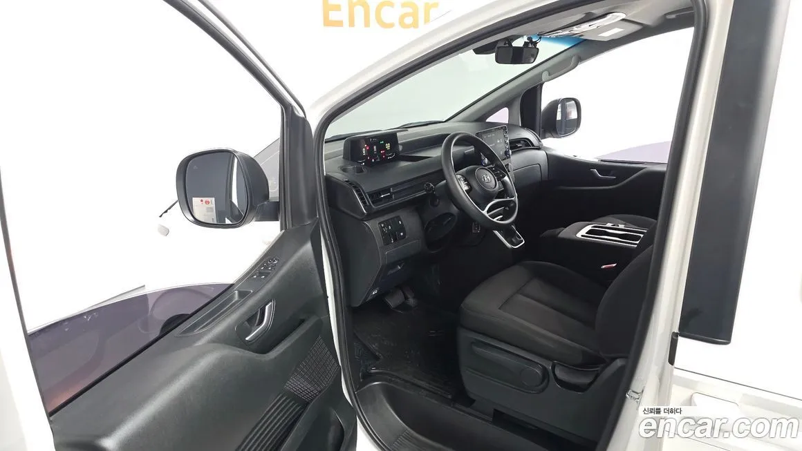 Hyundai Staria — фото 6