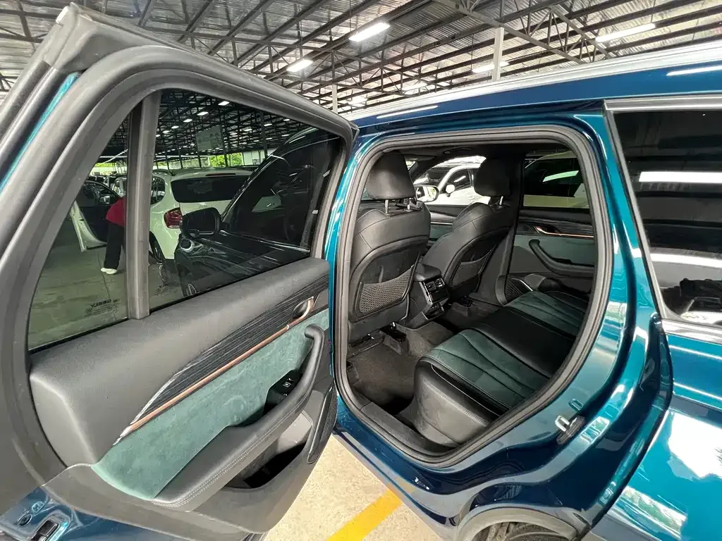 Geely Xingyue L 2021 из CN, фото 2