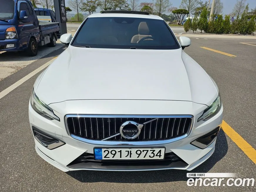 Volvo S60 2021 из KR, фото 4