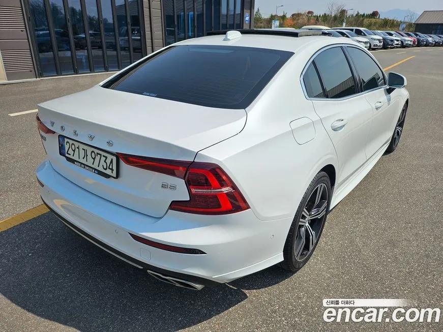 Volvo S60 2021 из KR, фото 6