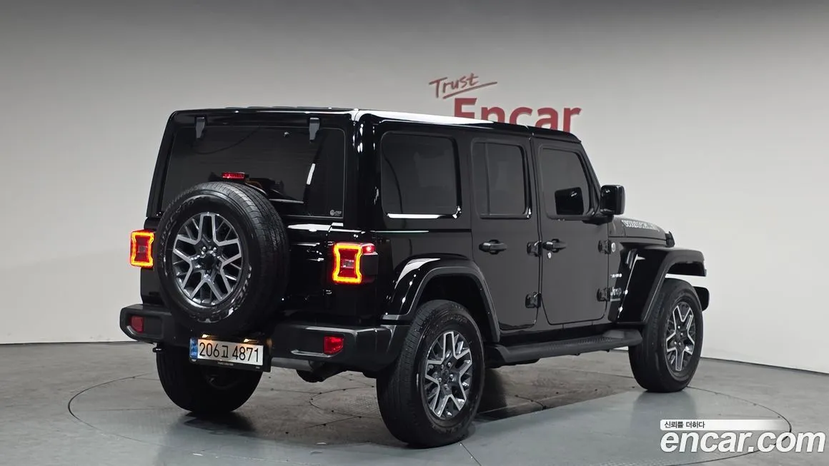Jeep Wrangler 2024 из KR, фото 8