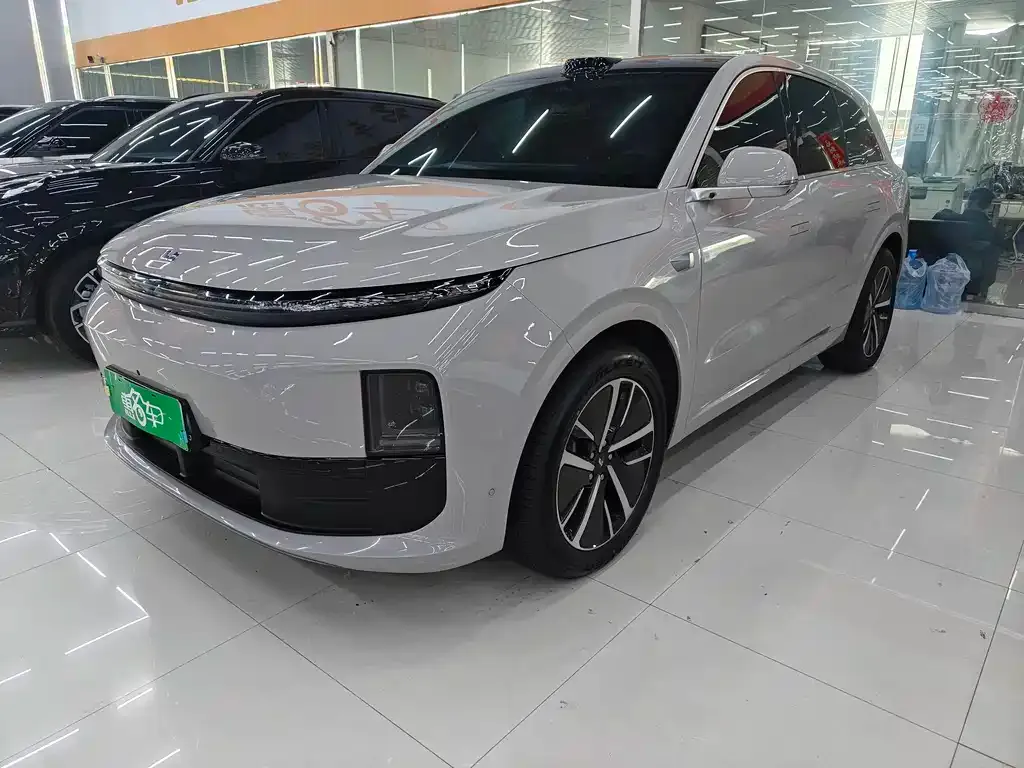 Li Auto L6 — фото 6