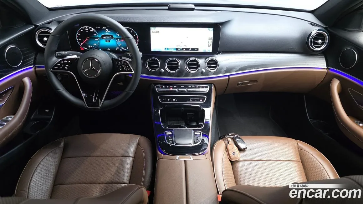 Mercedes-Benz E-Class — фото 10