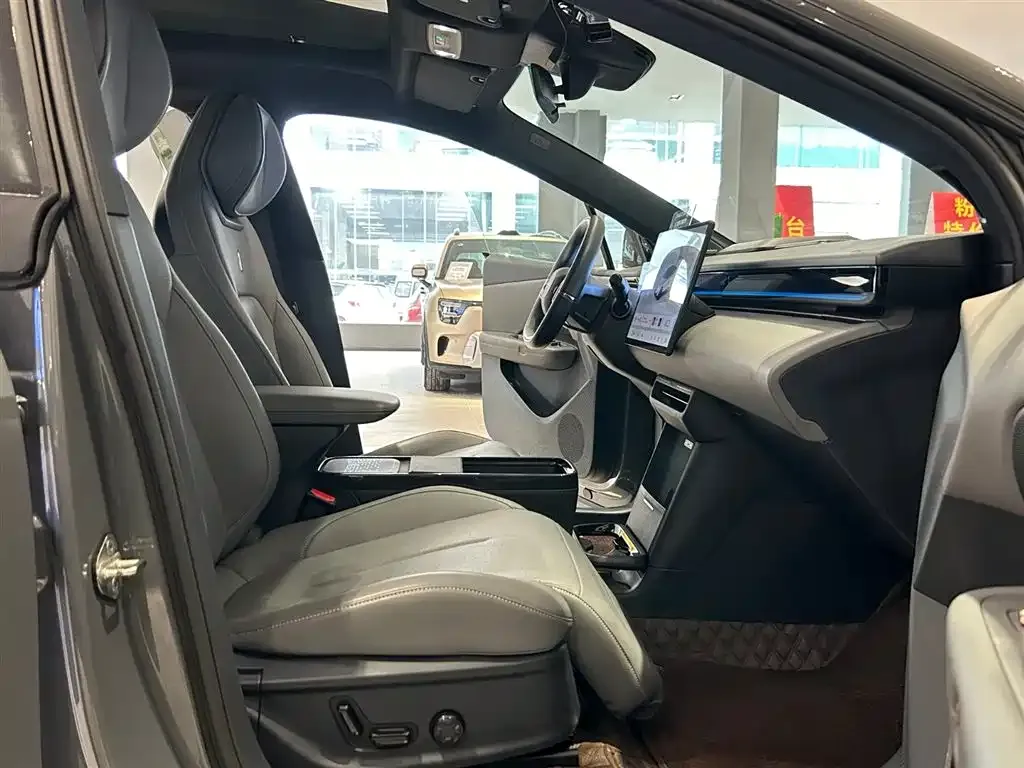 Lynk & Co Z20 2025 из CN, фото 8