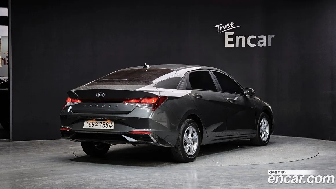 Hyundai AVANTE 2021 из KR, фото 3