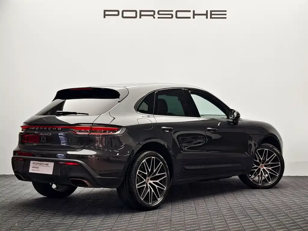 Porsche Macan — фото 10