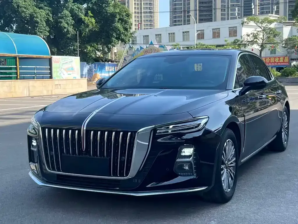 Hongqi H5 — фото 1