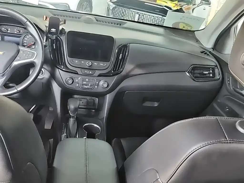 Chevrolet Equinox 2022 из CN, фото 6