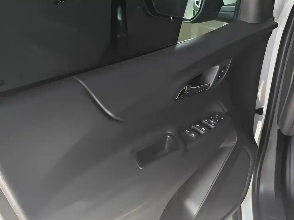 Chevrolet Equinox 2022 из CN, фото 3