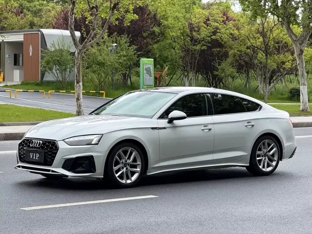 Audi A5 (Import) — фото 1