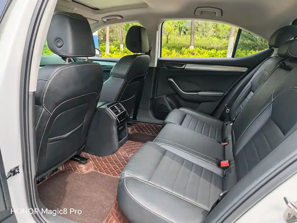 Skoda Superb 2021 из CN, фото 6