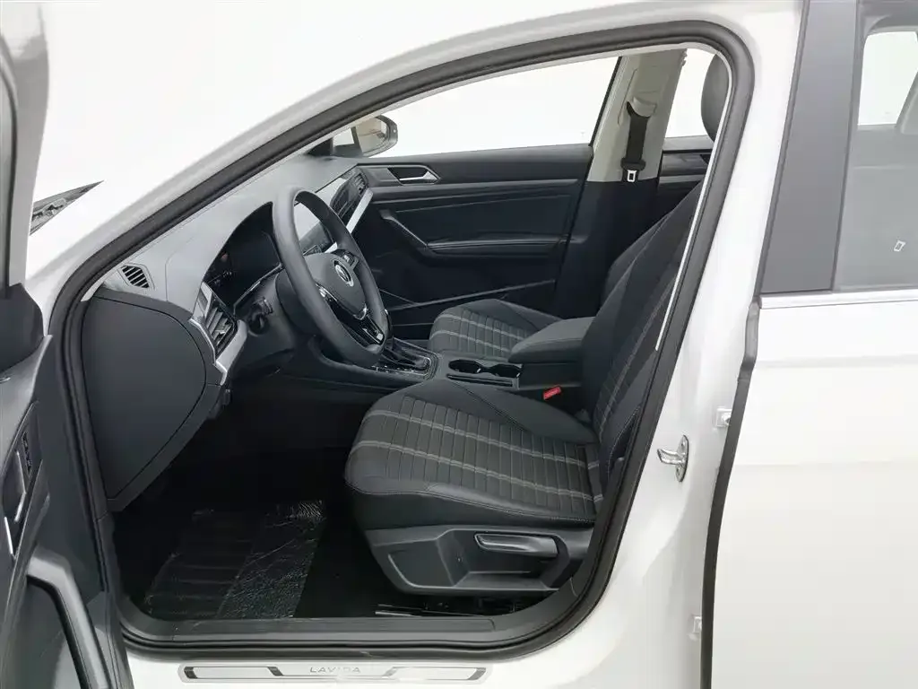 Volkswagen Lavida 2022 из CN, фото 7