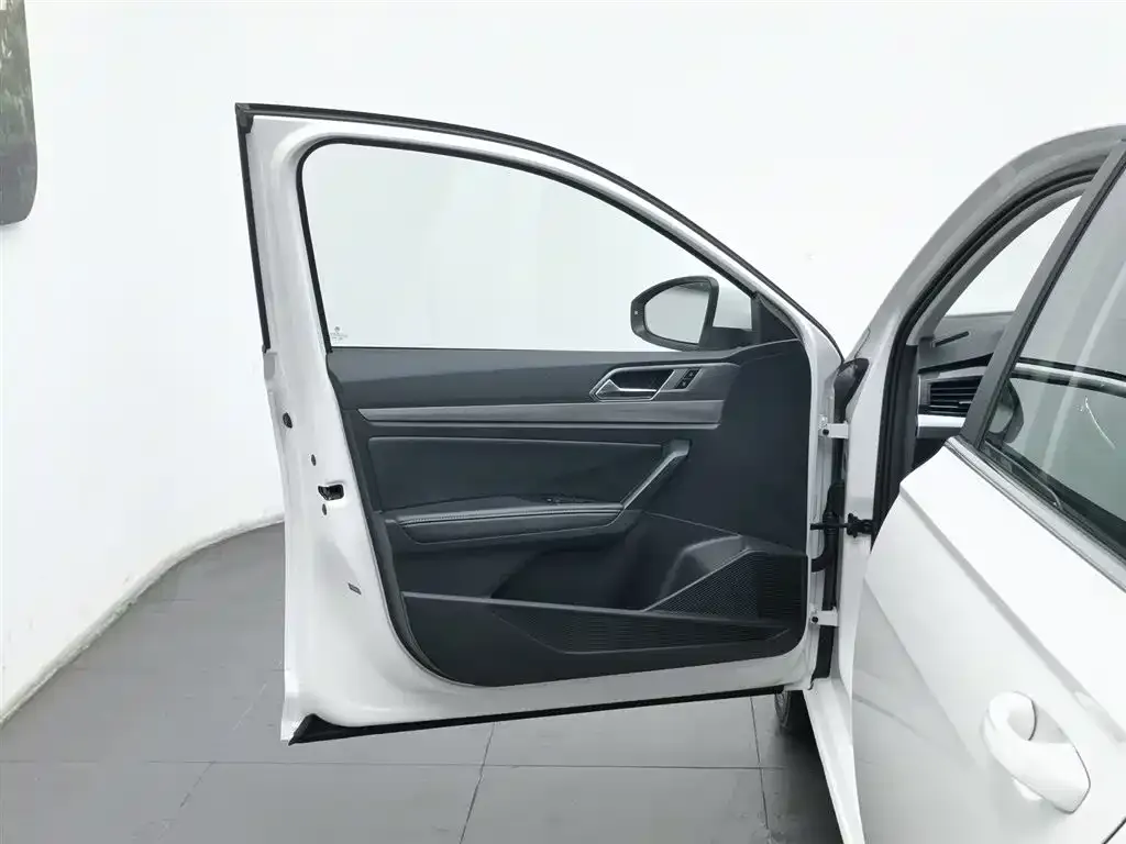 Volkswagen Lavida 2022 из CN, фото 9