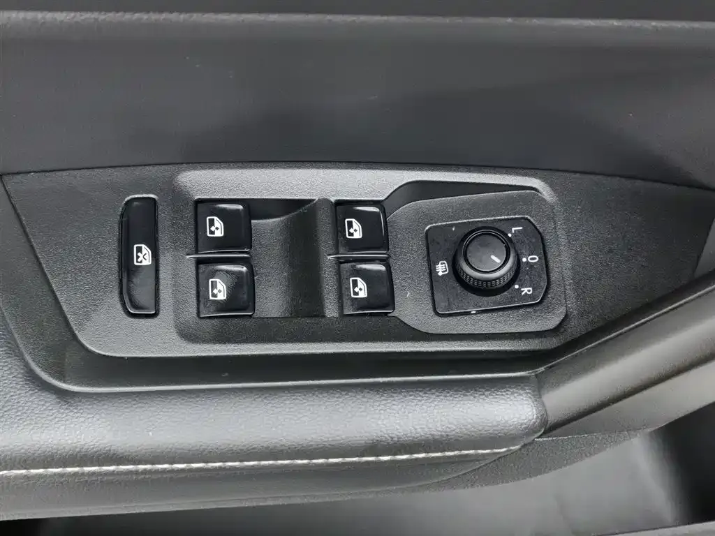 Volkswagen Lavida 2022 из CN, фото 3