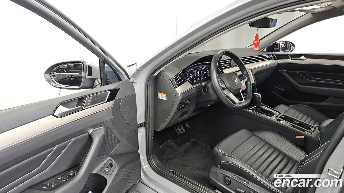Volkswagen Passat 2022 из KR, фото 6