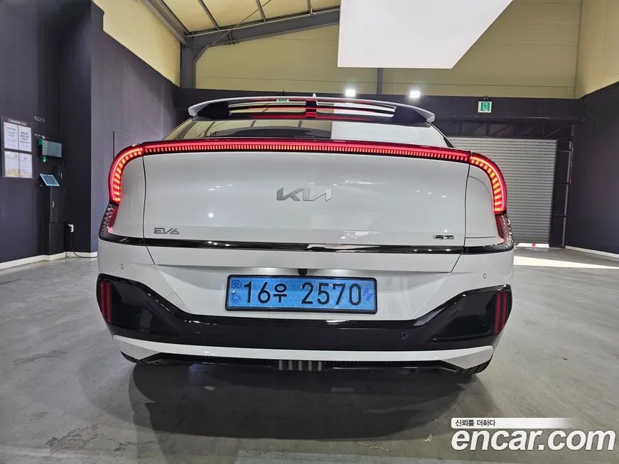 Kia EV6 2023 из KR, фото 7