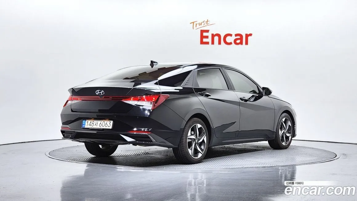 Hyundai AVANTE — фото 2