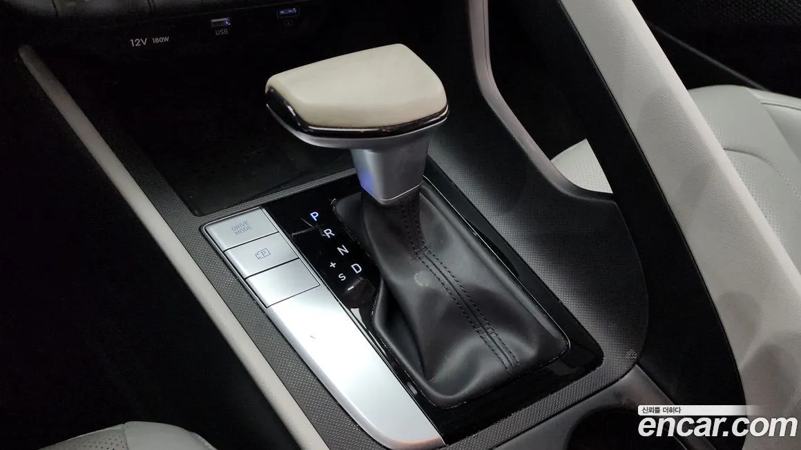Hyundai AVANTE — фото 7