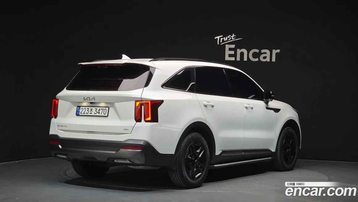 Kia Sorento — фото 6