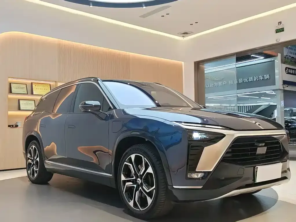 NIO ES8 — фото 3