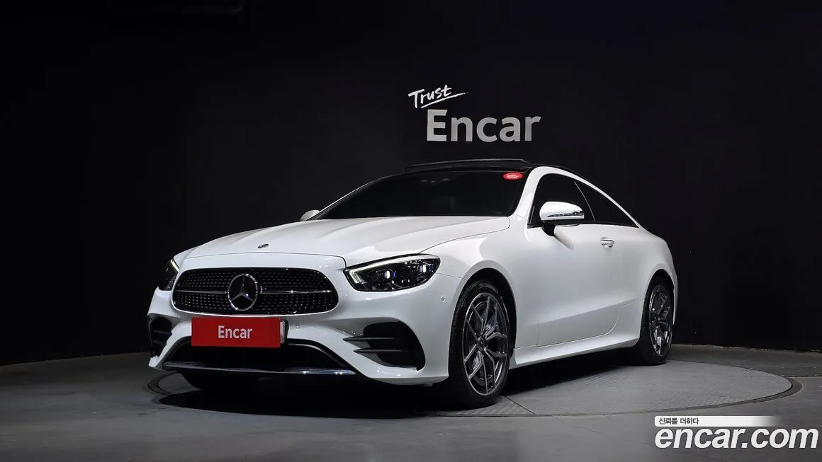 Mercedes-Benz E-Class — фото 1