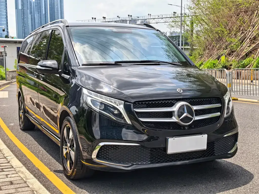 Mercedes-Benz V-Class — фото 5
