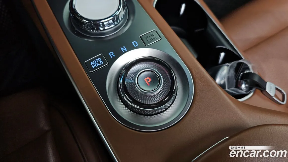 Genesis GV70 — фото 4