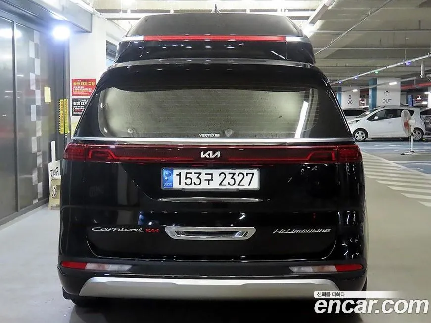 Kia Carnival — фото 10